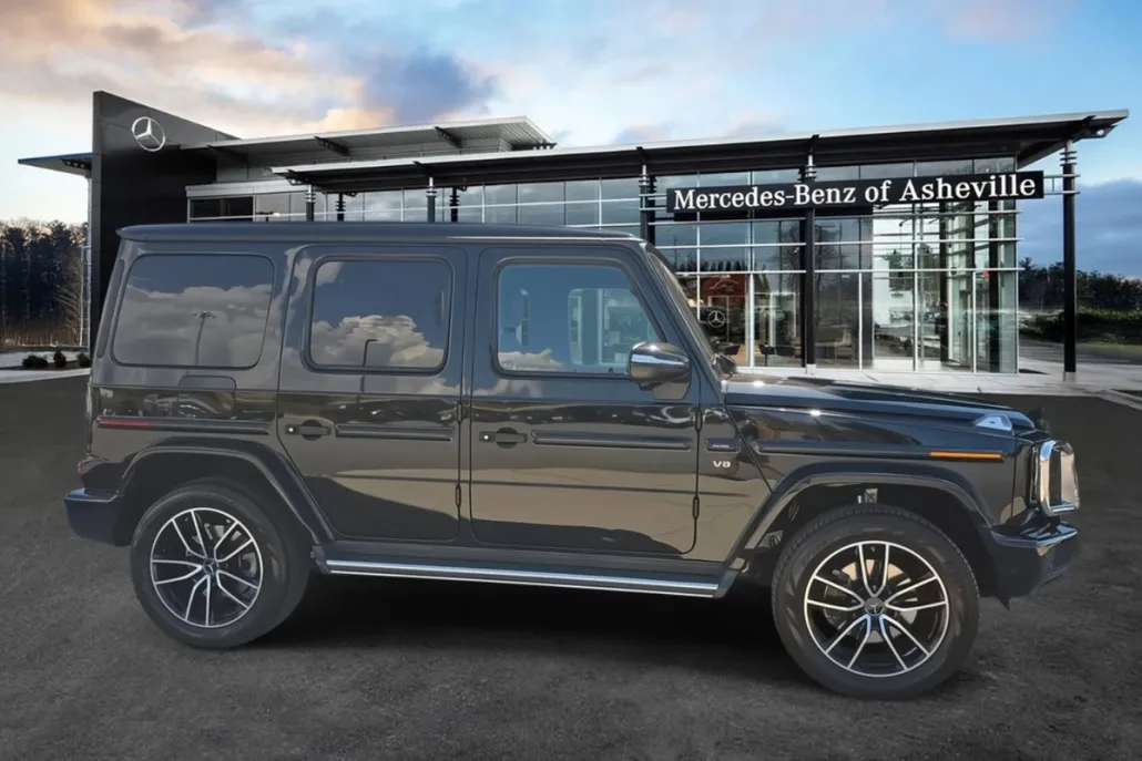 2024 Mercedes Benz G 550 photo 1