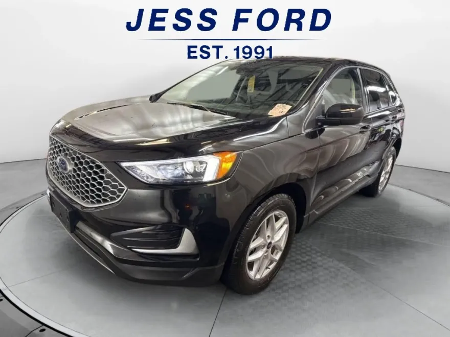 2024 Ford Edge SEL photo 1