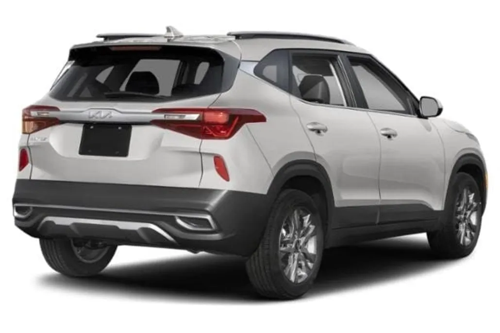 2023 Kia Seltos S photo 1