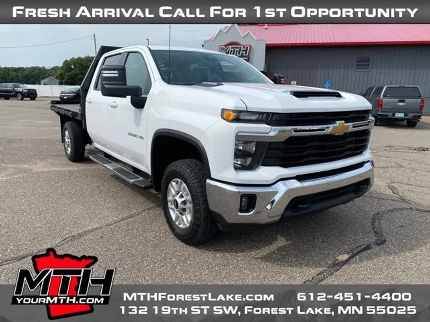 2024 Chevrolet Silverado 2500HD LT photo 1
