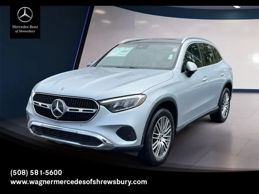 2025 Mercedes Benz GLC 300 4MATIC photo 1