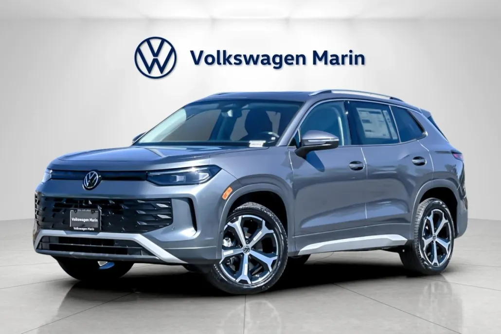 2025 Volkswagen Tiguan SE photo 1
