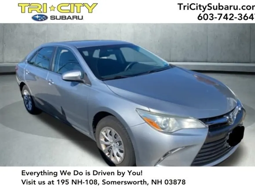 2015 Toyota Camry photo 1