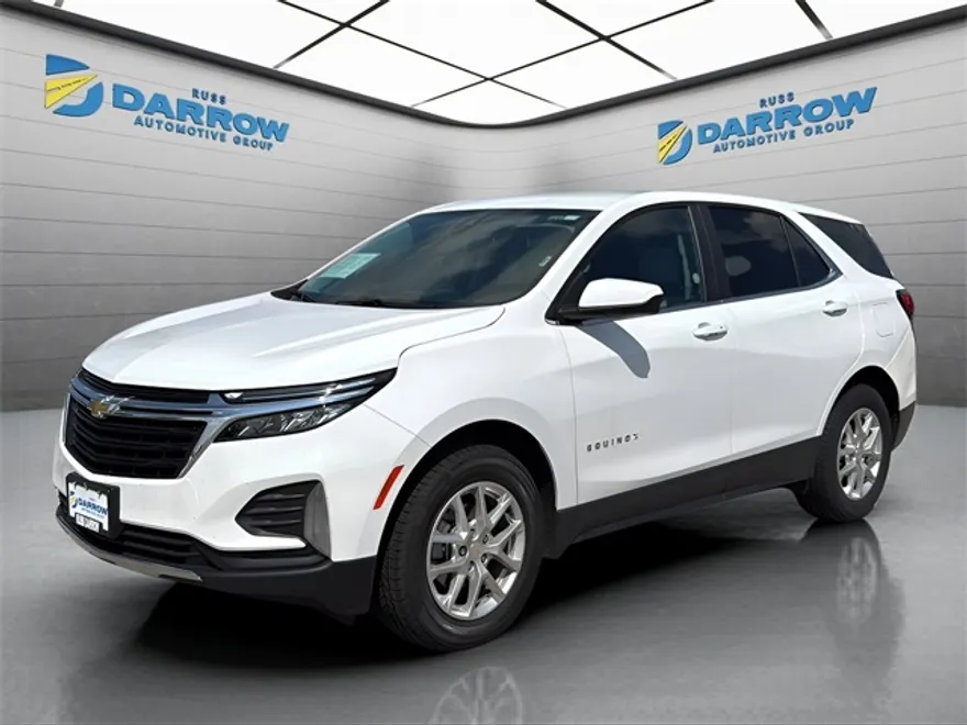 2023 Chevrolet Equinox LT photo 1