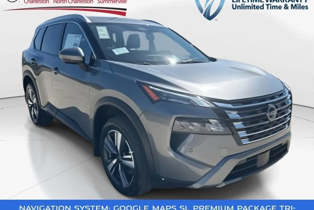 2025 Nissan Rogue SL photo 1