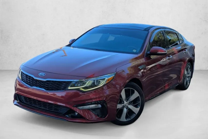 2019 Kia Optima S photo 1