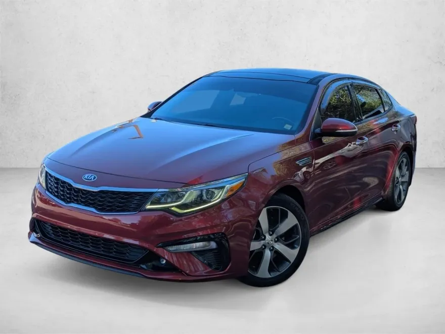 2019 Kia Optima S photo 1
