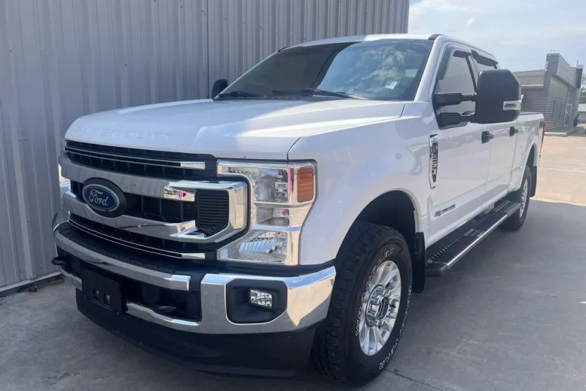 2020 Ford F-250 XLT photo 1
