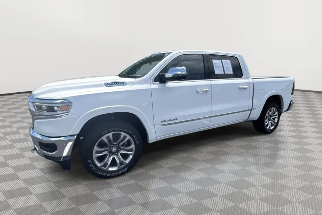 2024 Ram 1500 Limited photo 1