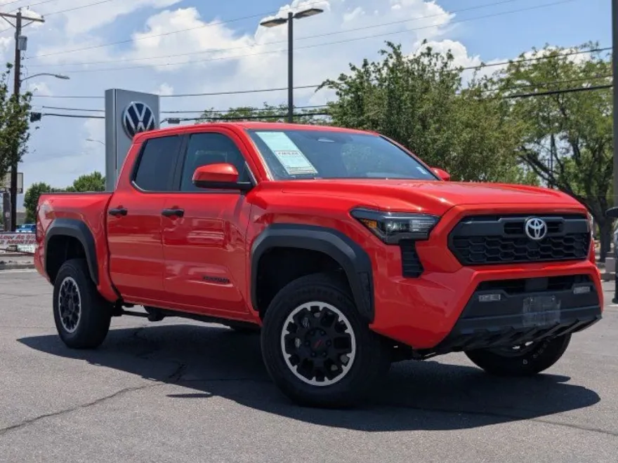 2024 Toyota Tacoma TRD Off-Road photo 1