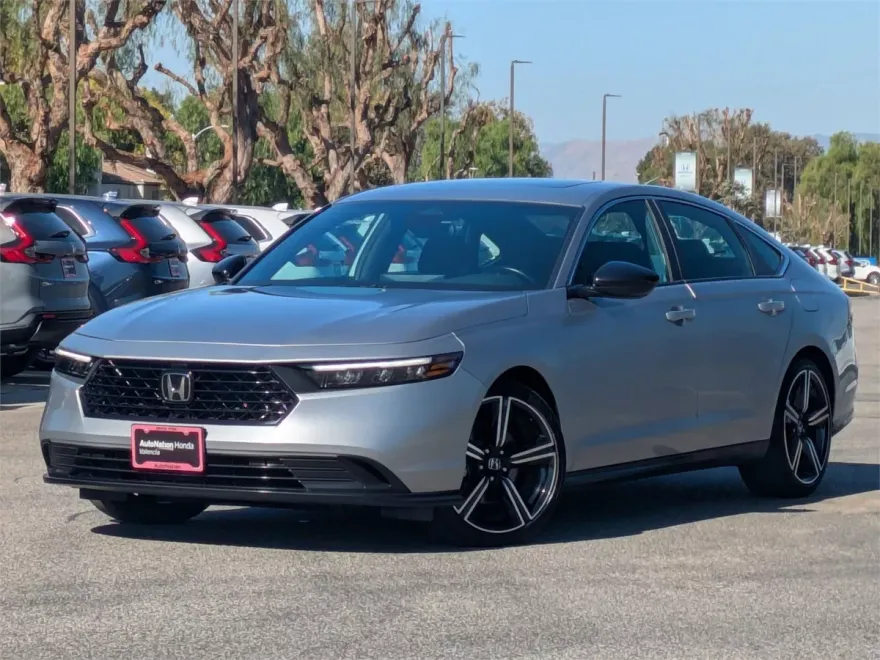 2023 Honda Accord Hybrid Sport photo 1