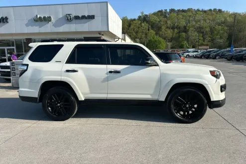 2020 Toyota 4Runner Nightshade Edition 4WD photo 2