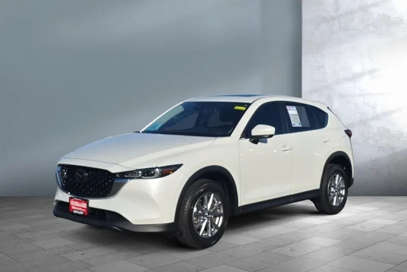 2023 Mazda CX-5 2.5 S Preferred photo 1