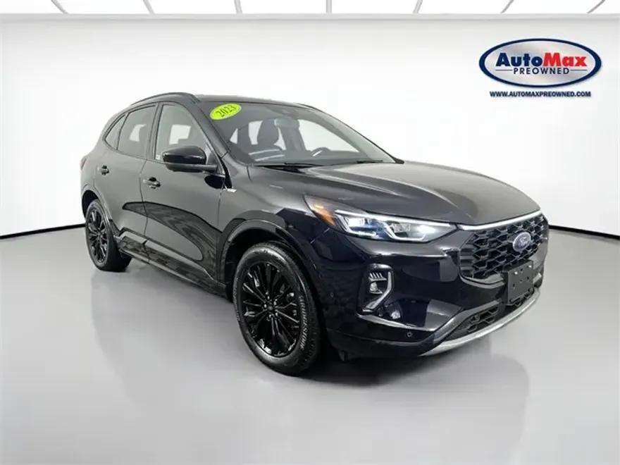 2023 Ford Escape Hybrid ST-Line Elite photo 1