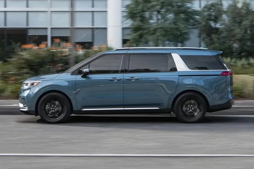 2022 Kia Carnival SX Prestige photo 1
