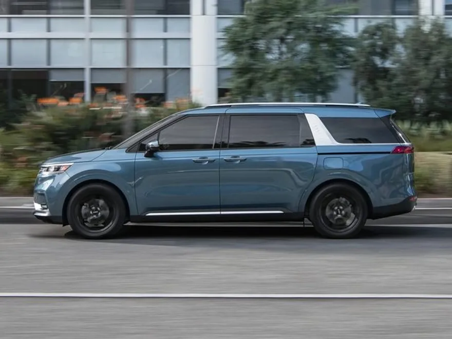 2022 Kia Carnival SX Prestige photo 1