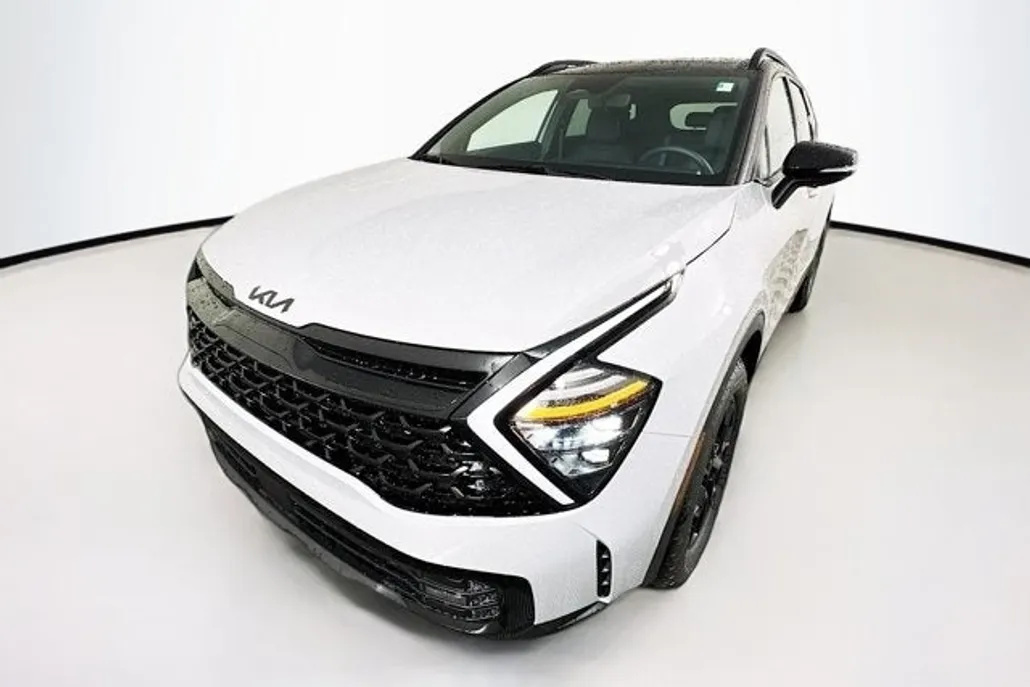 2025 Kia Sportage X-Pro photo 1