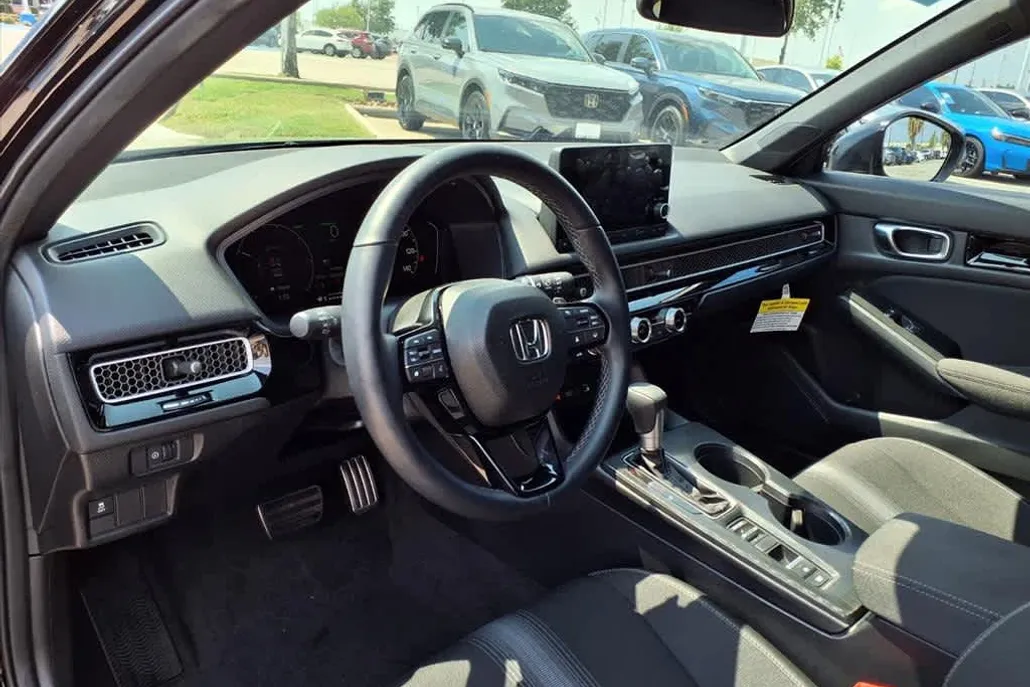 2025 Honda Civic Hatchback Hybrid Sport photo 1