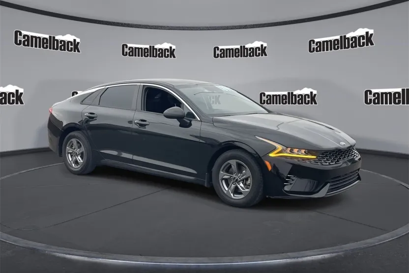2021 Kia K5 LXS photo 1