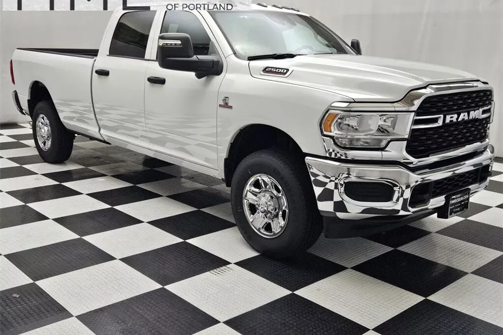 2024 Ram 2500 Tradesman photo 1