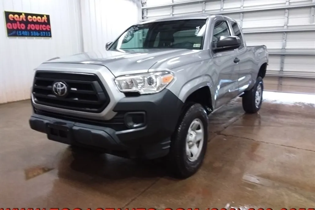 2020 Toyota Tacoma SR5 photo 1