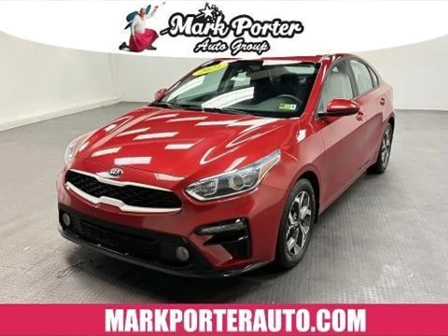 2021 Kia Forte LXS photo 1