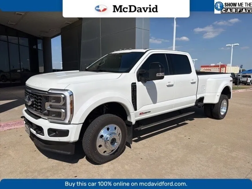 2025 Ford F-450 Platinum photo 1