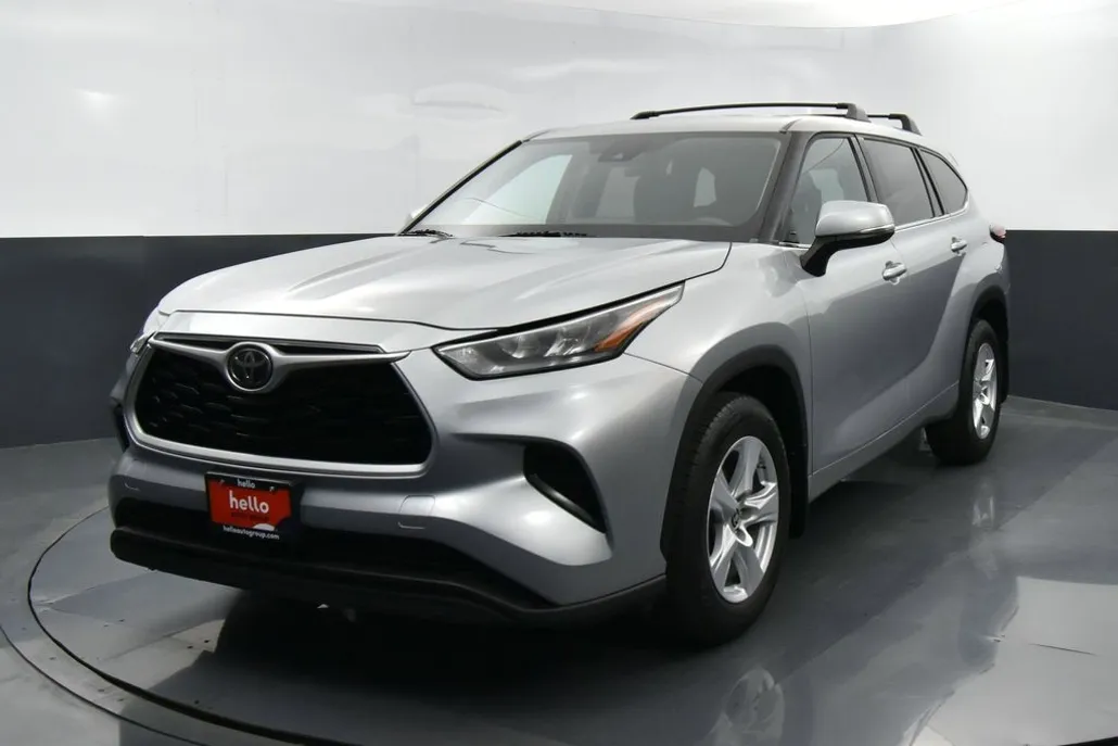 2020 Toyota Highlander L photo 1
