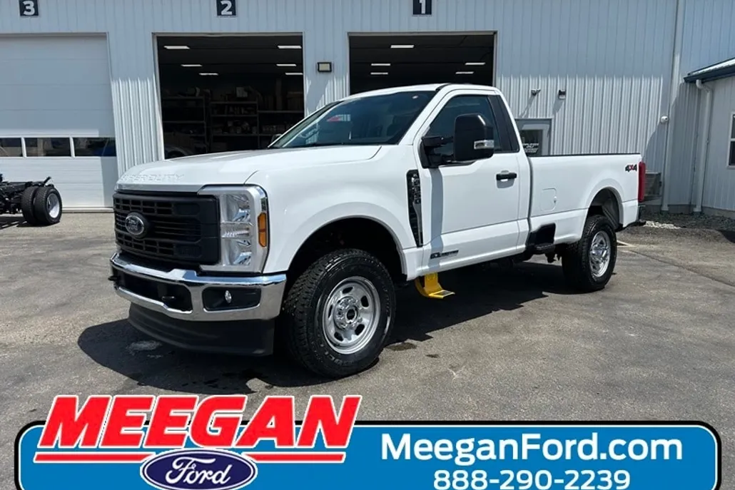 2025 Ford F-350 XL photo 1