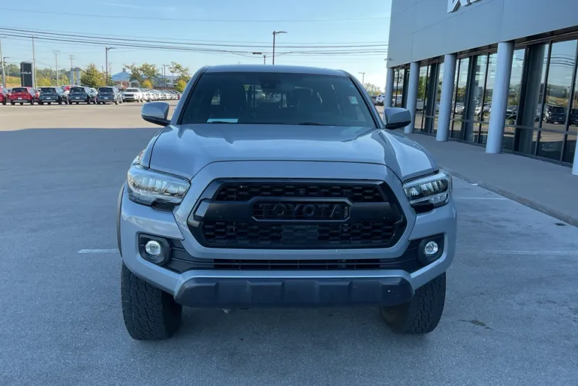 2021 Toyota Tacoma TRD 4x4 Double Cab photo 1