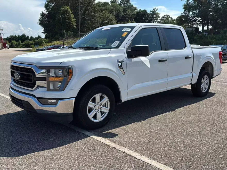 2023 Ford F-150 XLT photo 1