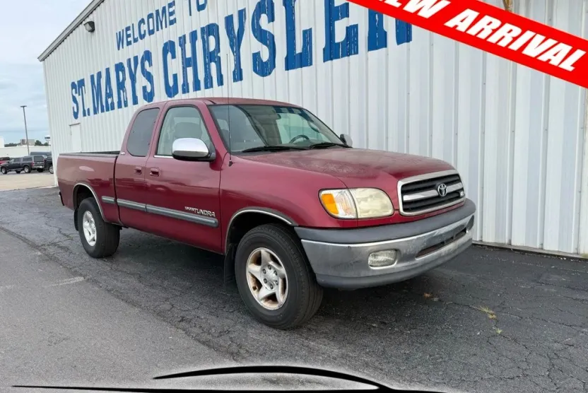 2002 Toyota Tundra SR5 photo 1