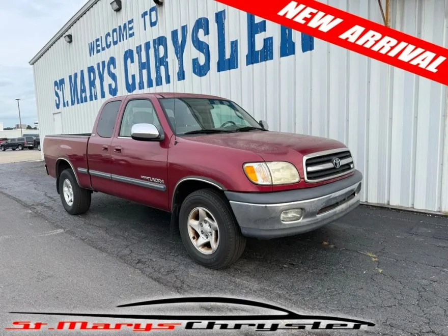 2002 Toyota Tundra SR5 photo 1