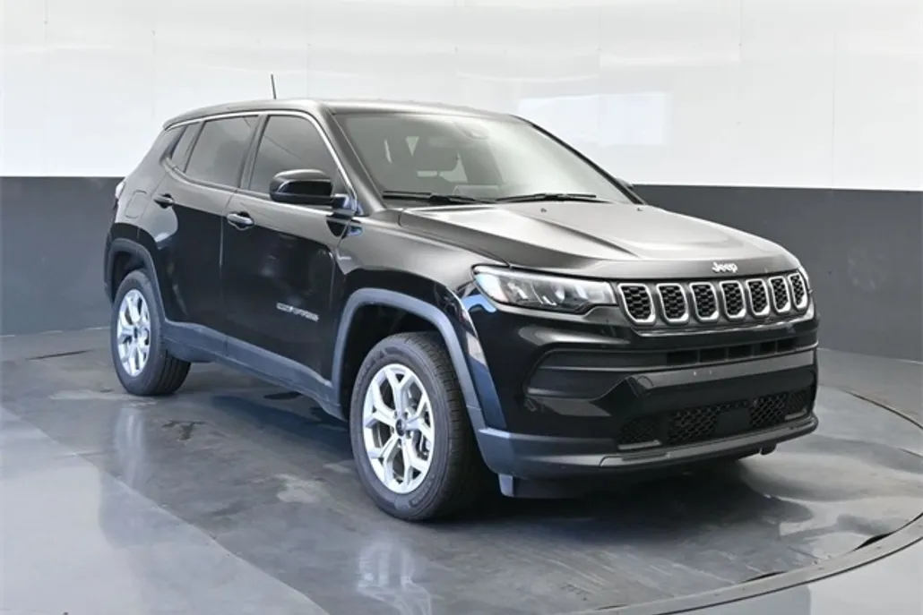 2025 Jeep Compass Sport photo 1