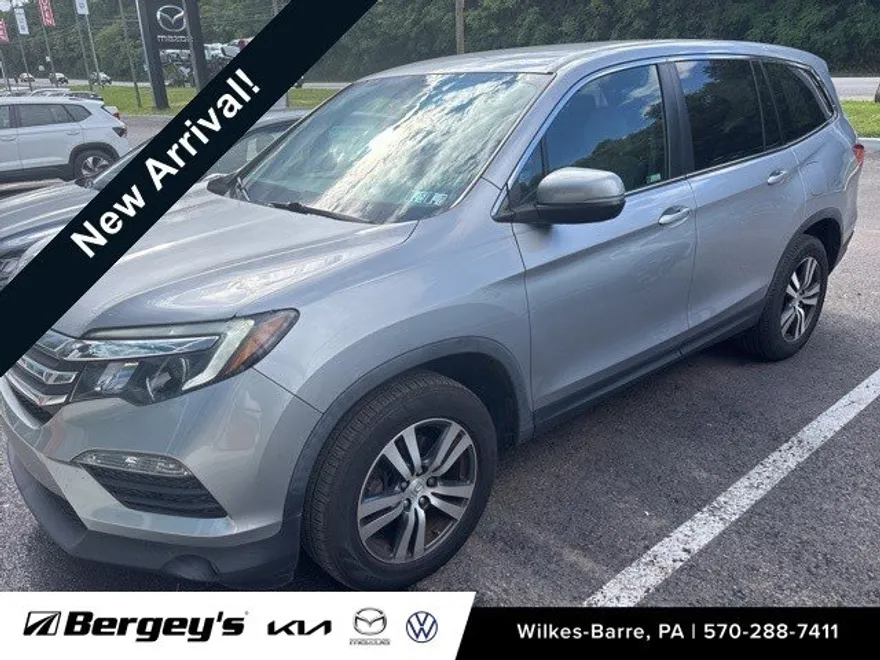 2018 Honda Pilot EX photo 1