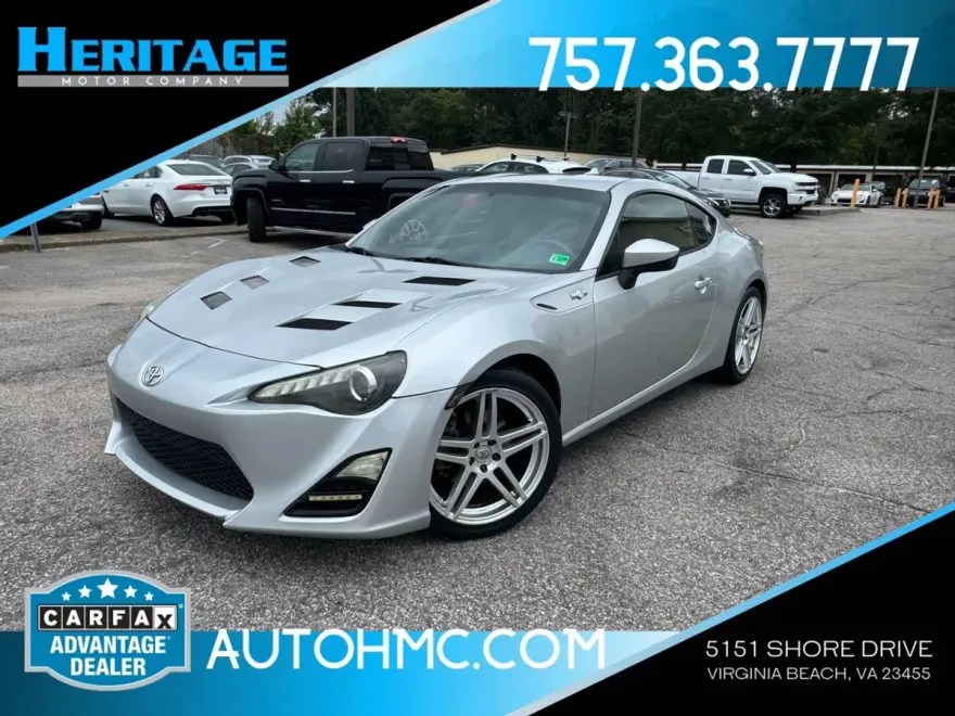 2013 Scion FR-S photo 1