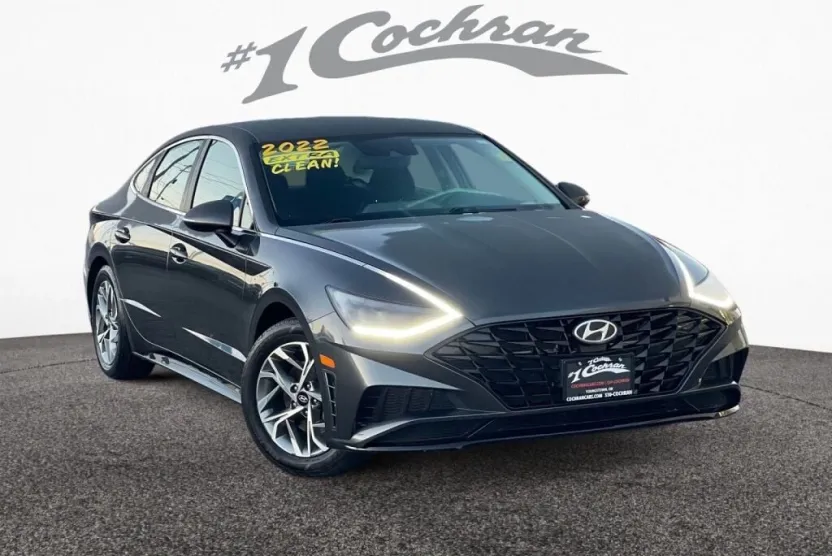 2022 Hyundai Sonata SEL photo 1