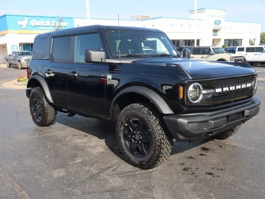 2025 Ford Bronco Big Bend photo 1
