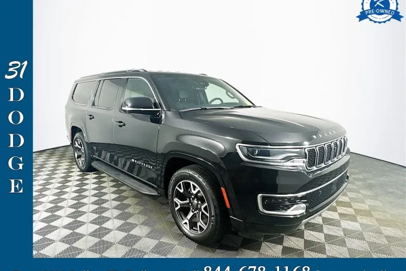 2023 Jeep Wagoneer L Series III photo 1