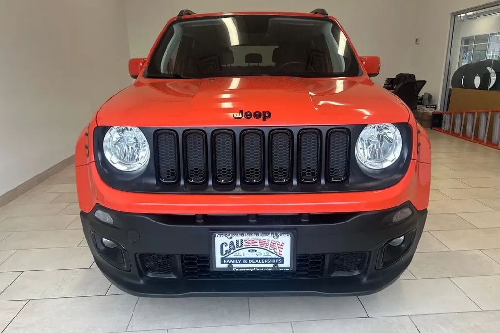 2018 Jeep Renegade Latitude North Edition photo 1