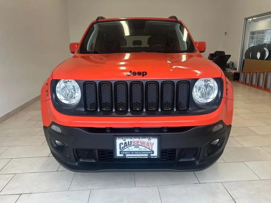 2018 Jeep Renegade Latitude North Edition photo 1