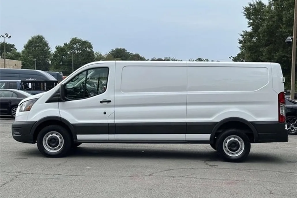 2023 Ford Transit photo 1