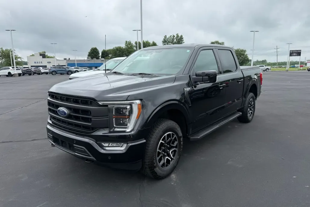 2022 Ford F-150 Lariat photo 1