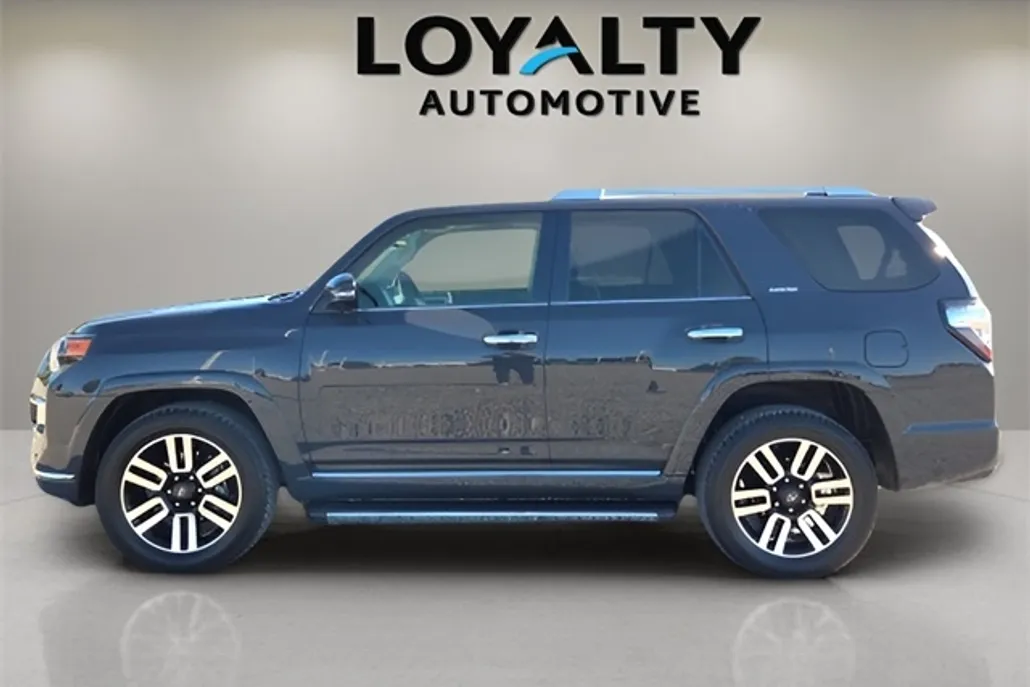2024 Toyota 4Runner Limited photo 1