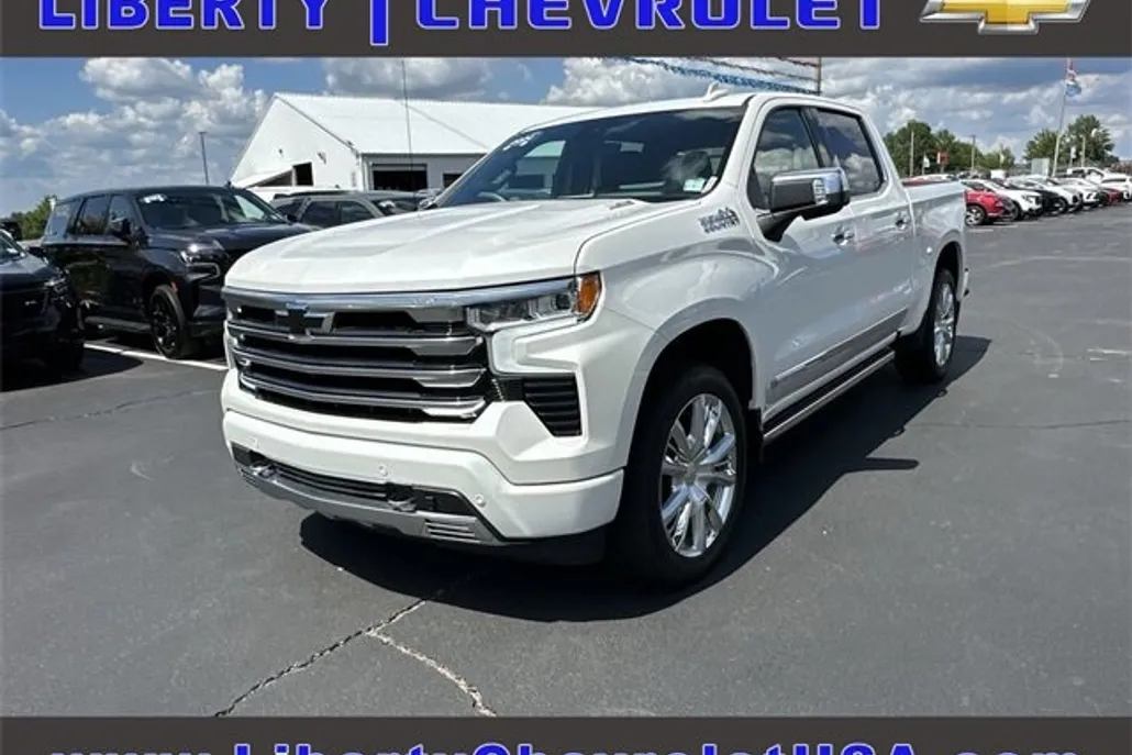 2024 Chevrolet Silverado 1500 High Country photo 1