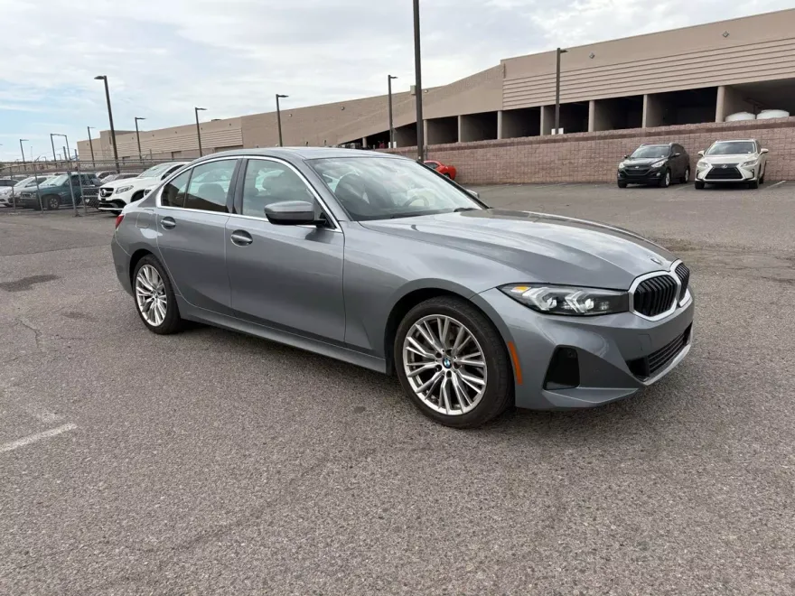 2024 Bmw 330i photo 1