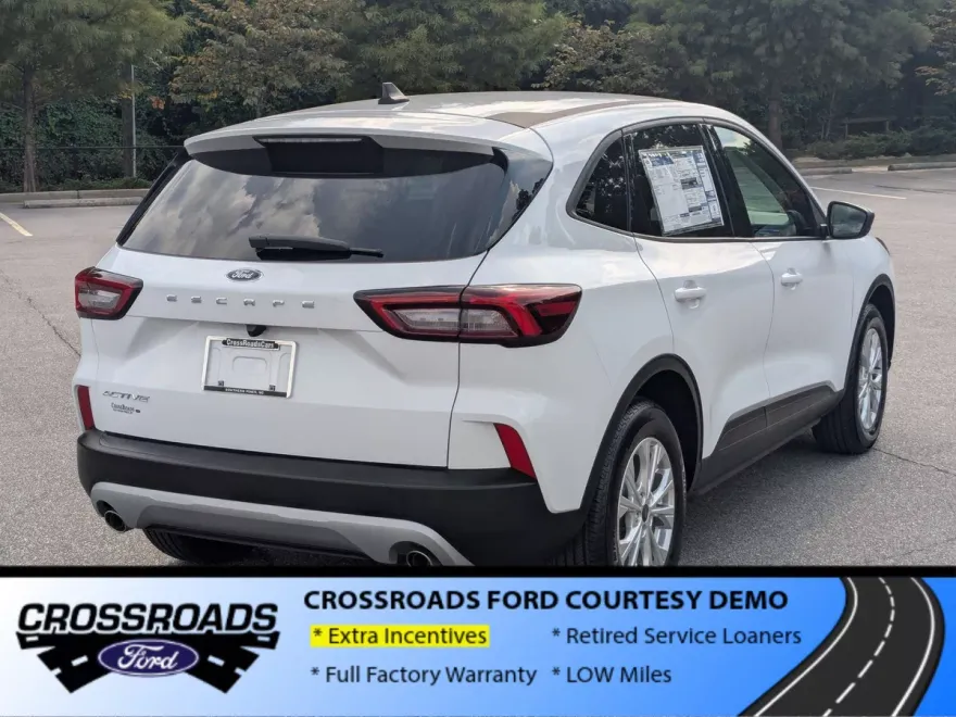 2025 Ford Escape Active photo 1