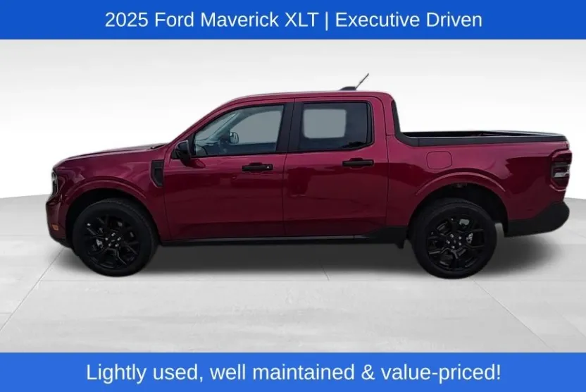 2025 Ford Maverick XLT photo 1