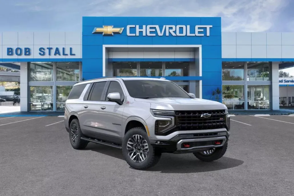 2026 Chevrolet Suburban Z71 photo 1