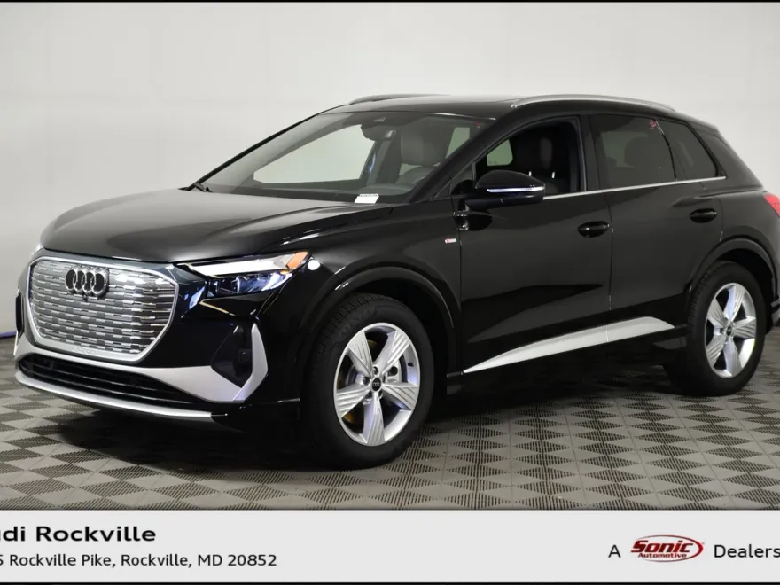 2024 Audi Q4 E-tron Premium photo 1